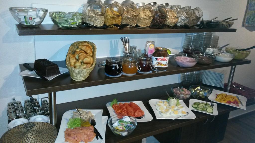 Hotel Art Inn Динслакен Экстерьер фото